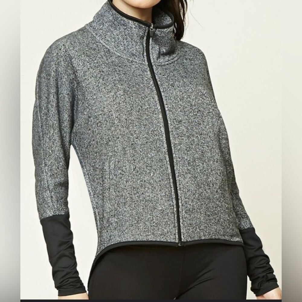 Forever 21 Sport Luxe Gray Hi-Low Sweater Size M